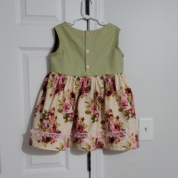 Dress - Picture 2 of 4